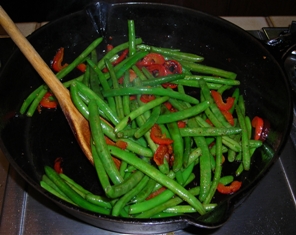 Sauteed Green Beans and Sweet Red Peppers